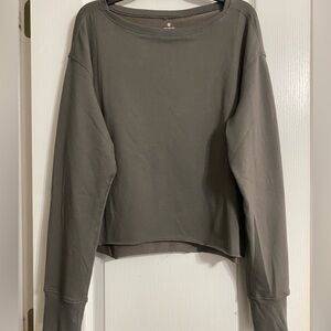 Amazon Grey Longsleeve